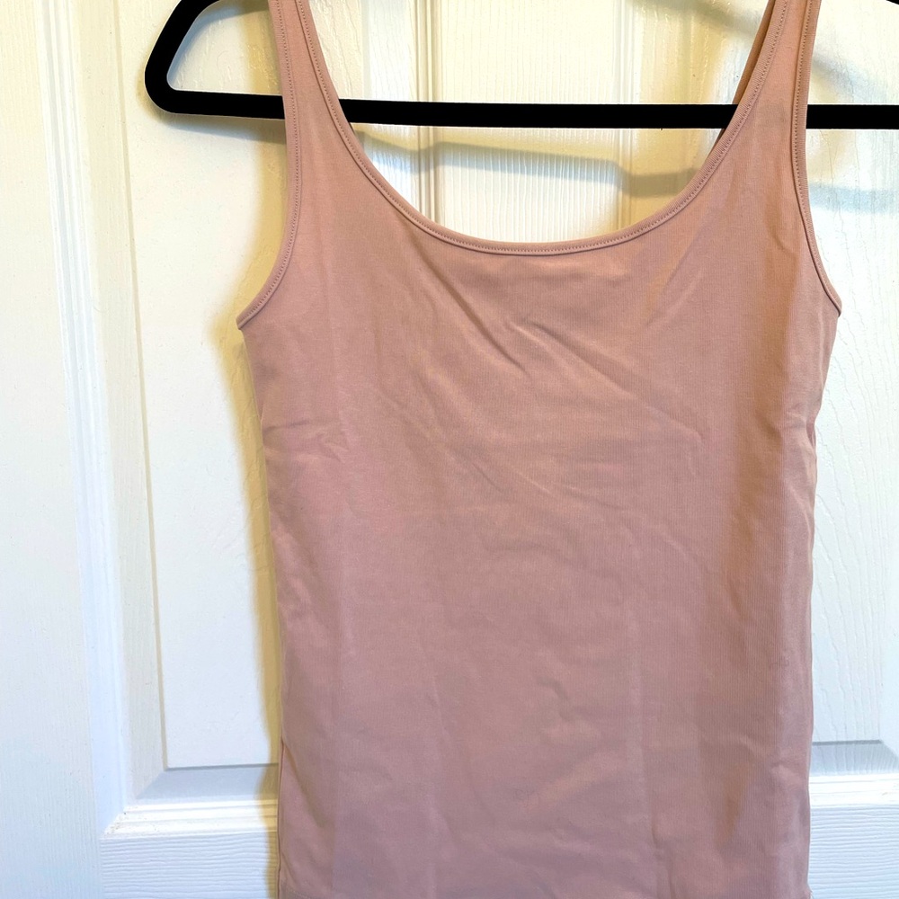 Cute Petal Pink Lycra (stretchy) Banana Republic tank! New w Tags! #nwt